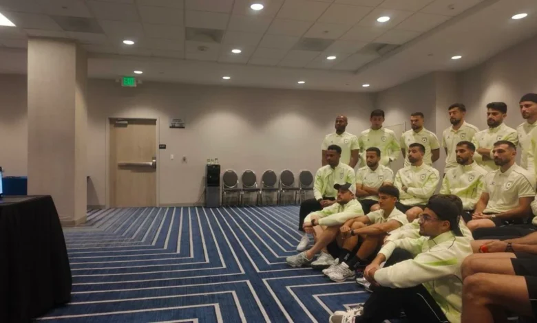 ولي العهد الأردني يؤكد دعمه لمنتخب النشامى قبل مواجهة الجزائر