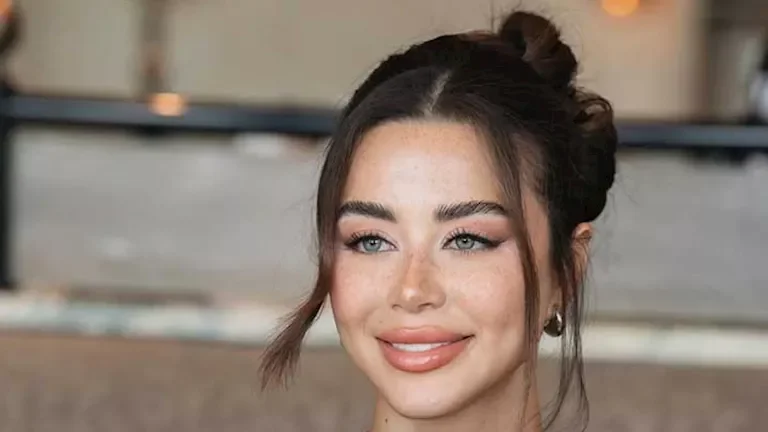 يارا السكري تتألق بفستان أسود برفقة ريم سامي وياسمين رئيس