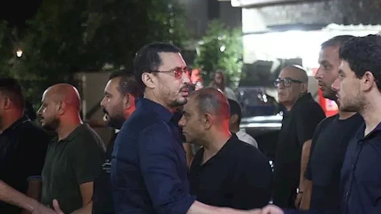 أحمد عيد يشارك في عزاء المنتج ياسر صبحي