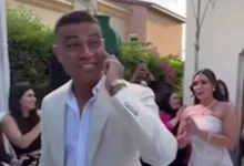 أحمد ماجد يحتفل بخطوبته بحضور الأهل والأصدقاء