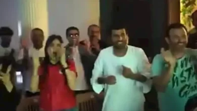 "احتفال مي عمر بتأهل منتخب مصر لدور الـ16 في كأس العالم"