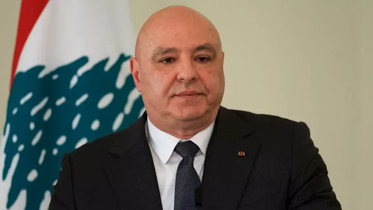 الرئيس اللبناني يدعو إلى إيجاد حل للأزمة مع إسرائيل