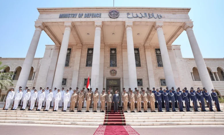 الزيدي يؤكد على ضرورة حصر السلاح بيد الدولة لتعزيز قوة الجيش الوطني