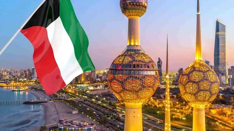 الكويت تعلن عن خروج خطوط نقل الطاقة عن الخدمة إثر الهجمات الإيرانية 5 الكويت تعلن عن خروج خطوط نقل الطاقة عن الخدمة إثر الهجمات الإيرانية