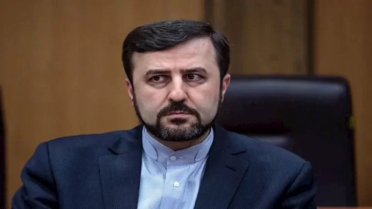 الوفد الإيراني يكشف تفاصيل محادثات الدوحة بعد انتهاء الاجتماع الأول 1 الوفد الإيراني يكشف تفاصيل محادثات الدوحة بعد انتهاء الاجتماع الأول