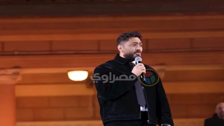 تامر حسني يناشد جمهوره لمساندة طفل يعاني من ضمور العضلات