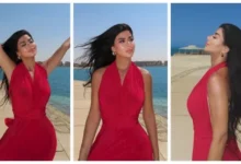 "تفاعل جماهيري مع إطلالة كارولين عزمي على شاطئ البحر"