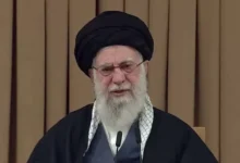 حشود كبيرة تشارك في مراسم وداع خامنئي بمدينة قم