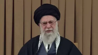 حشود كبيرة تشارك في مراسم وداع خامنئي بمدينة قم