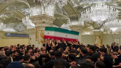 حشود مليونية عراقية تودع علي خامنئي في النجف الأشرف