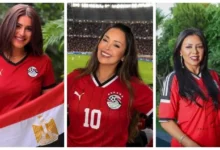 رانيا يوسف وغادة عبد الرازق تتألقان بتي شيرت المنتخب المصري في كأس العالم من خلال 20 صورة مميزة