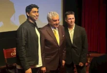 زاهي حواس يشارك في العرض الخاص لفيلم "الرجل ذو القبعة" في نيويورك