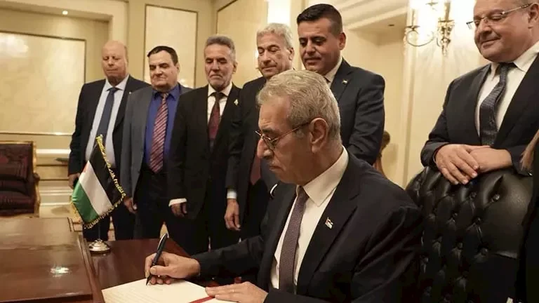 لجنة إدارة قطاع غزة تقدم استقالتها بعد عقدين من الحكم
