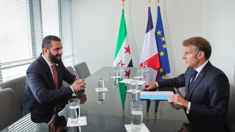 لقاء مرتقب بين الشرع وماكرون في دمشق وفقاً للرئاسة السورية 1 لقاء مرتقب بين الشرع وماكرون في دمشق وفقاً للرئاسة السورية