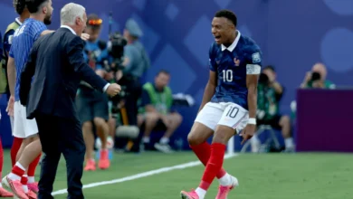"مبابي وكين يتألقان في «رقم العمالقة» مع أساطير كأس العالم"
