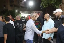 محمد محمود وسيد رجب يشاركان في عزاء المنتج ياسر صبحي