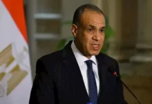 مصر واليونان تبحثان تعزيز التعاون في قضايا الهجرة والعمالة