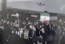 وصول جثمان الخامنئي إلى مطار النجف واستقبال رسمي من رئيس الوزراء