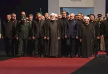 وفد مصري برئاسة رئيس مجلس الشيوخ يشارك في مراسم تشييع علي خامنئي