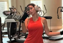 ياسمين صبري تتألق بإطلالة رياضية داخل صالة الألعاب الرياضية