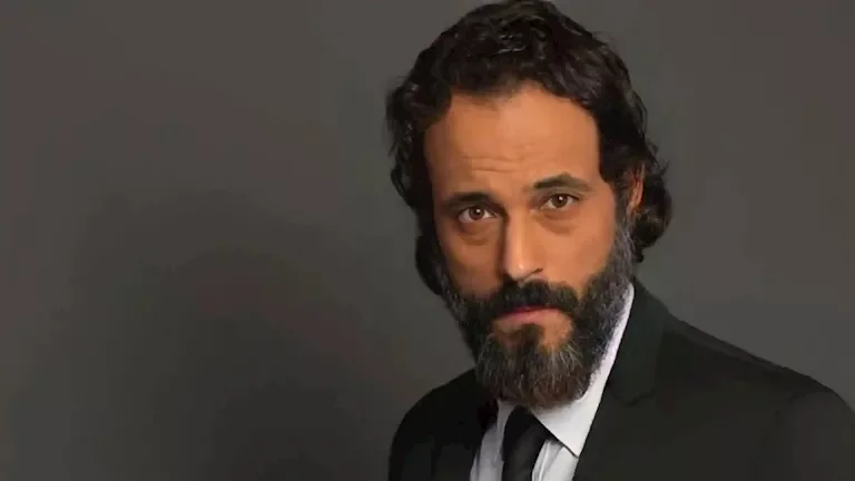 يوسف الشريف يساند هبة مجدي في محنتها الصحية: "ربنا معاكم دائمًا"