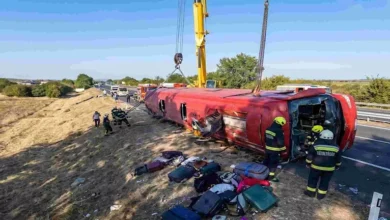 12 قتيلاً وعشرات المصابين في انقلاب حافلة بولندية على الطريق السريع في المجر