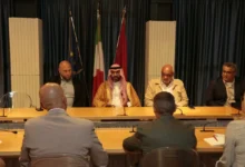 أبو الحمائل يستعرض آفاق تطوير الألعاب المائية في إيطاليا