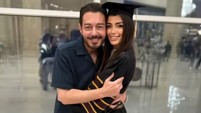 أحمد زاهر يحتفل بعيد ميلاد ابنته ليلى بأجواء مميزة
