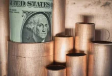 أسعار النحاس تقترب من مستويات قياسية وسط سحب الإمدادات من الأسواق الأمريكية