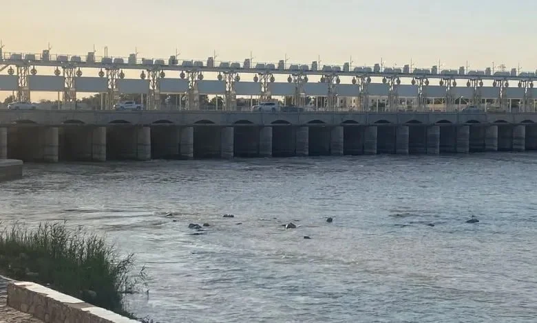 إطلاق المياه لإنعاش بحيرة الحبانية في الأنبار وزيادة مناسيبها