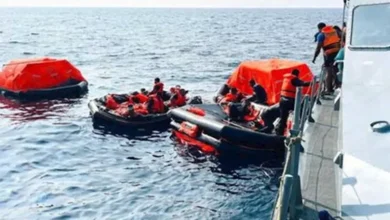 إطلاق عملية إنقاذ بعد غرق سفينة شحن قبالة سواحل الهند والسبب لا يزال مجهولاً
