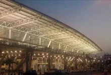 إلغاء 1300 رحلة في مطار شنغهاي نتيجة إعصار دولفين
