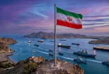 إيران تضع خطة جديدة لتنظيم عبور السفن من مضيق هرمز ومنع السفن الأمريكية والإسرائيلية