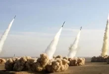 إيران تطلق صواريخ من مناطق متعددة نحو أهداف في المنطقة