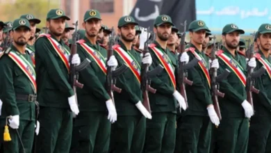 إيران تهدد بالرد على الهجوم الأمريكي في جزيرة لارك