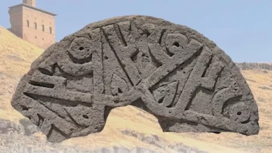 اكتشاف حجر نادر يحمل اسم النبي محمد 6 مرات في ذكرى المولد النبوي