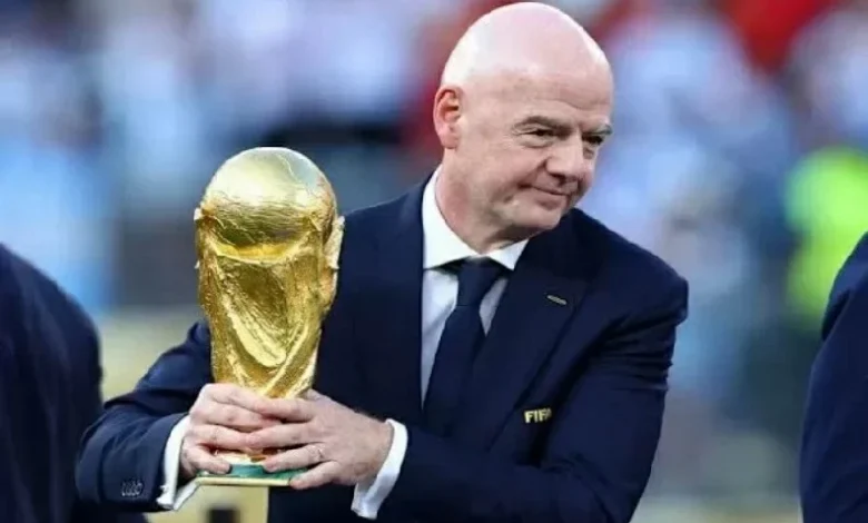 الاتحاد السعودي لكرة القدم يؤكد دعمه لإنفانتينو