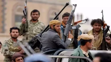 الجيش اليمني: الحوثيون يطلقون 3 صواريخ باليستية على أحياء مأرب