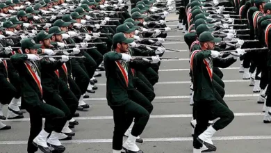 الحرس الثوري الإيراني يهدد بمواصلة تطوير الأسلحة ويشير إلى تغييرات قادمة