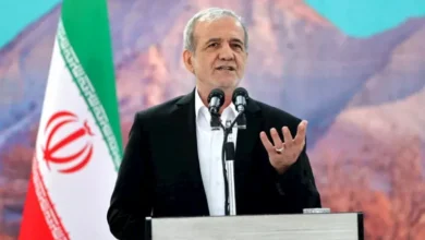 الرئيس الإيراني يدعو إلى إنهاء الحرب في الوقت الراهن ويؤكد قوة موقف بلاده