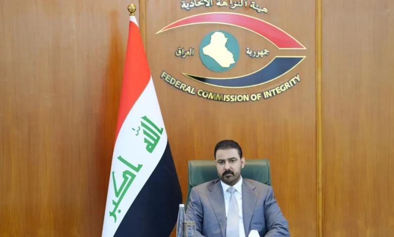 الزيدي يدعو إلى كشف الفاسدين ويعلن مكافآت للمخبرين عنهم