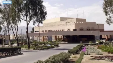 السفارة الأمريكية تصف هجمات الحوثيين على القوات الحكومية في اليمن بأنها إرهابية