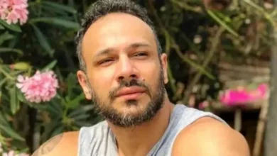 الفنان محمد عطية يُعلن عن وفاة والدته