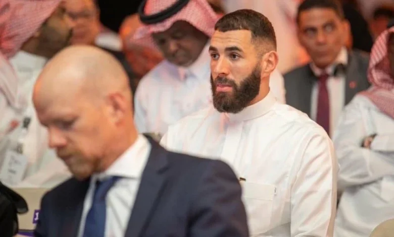 بنزيما يترك الهلال بالتراضي