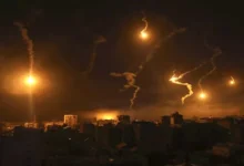 تصعيد إسرائيلي في غزة يسفر عن استشهاد شخصين وقصف مسجد ومحطة تحلية
