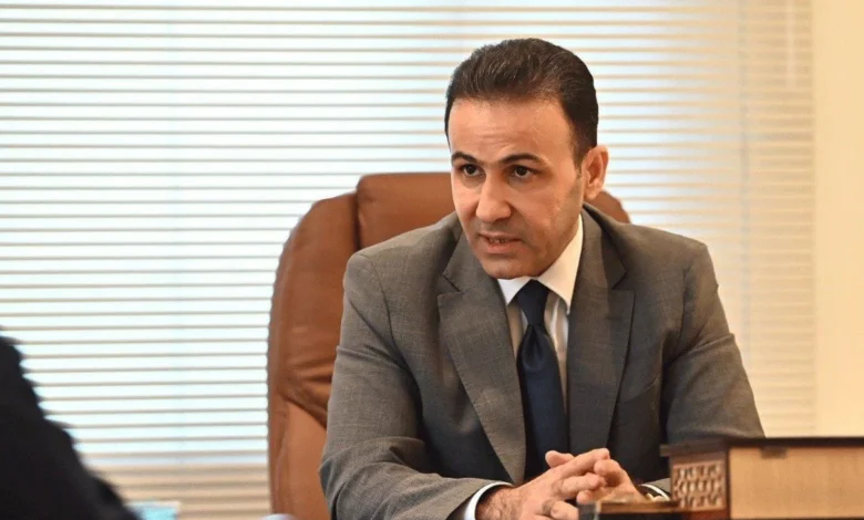 توقيف مدير مكتب وزير النقل وضابط عمليات الطيران على خلفية ملف إعادة طائرة الخطوط الجوية