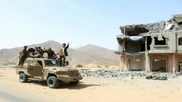 حصيلة أولية: استشهاد اثنين و14 جريحاً جراء قصف حوثي على مأرب