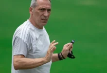 دونيس يركز على «الدوري والكأس» قبيل انطلاق «خليجي27»