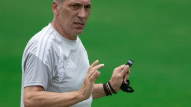 دونيس يركز على «الدوري والكأس» قبيل انطلاق «خليجي27»