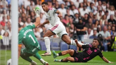 ريال مدريد يحقق فوزاً كبيراً على ملقا ويتصدر الدوري الإسباني مؤقتاً